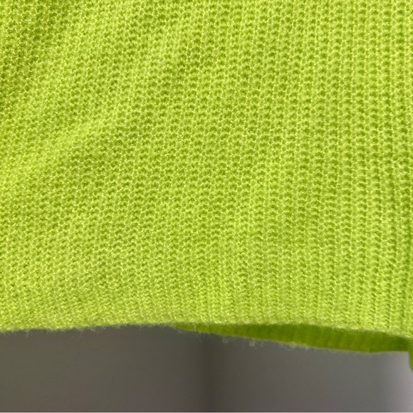 Maeve Betty Puff-Sleeved Neon Lime Green Chunky Mock Neck Sweater Size Medium - Picture 12 of 16
